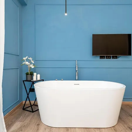 Nelli - Via Veneto 4*