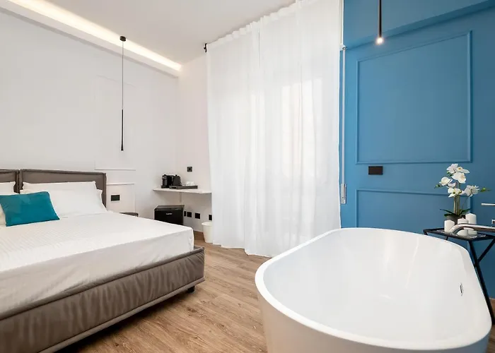 Nelli - Via Veneto 4* La Spezia